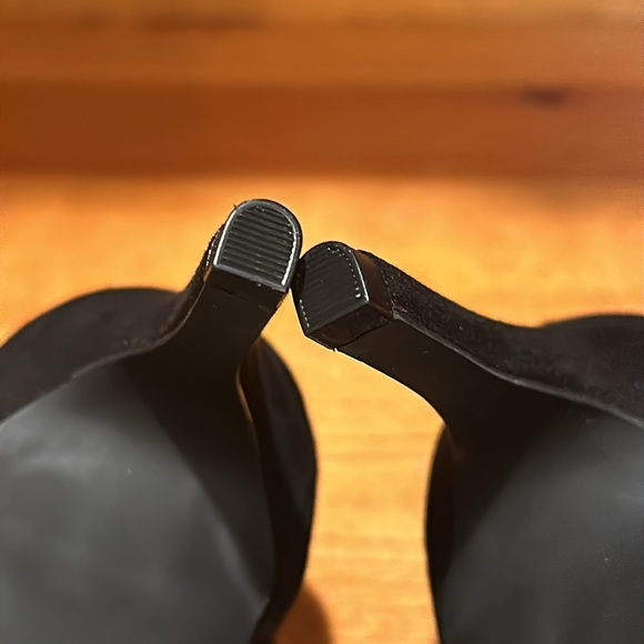 COPY - Chinese Laundry Black Shoes Heels with Bow and Ankle Strap - Picture 6 of 7